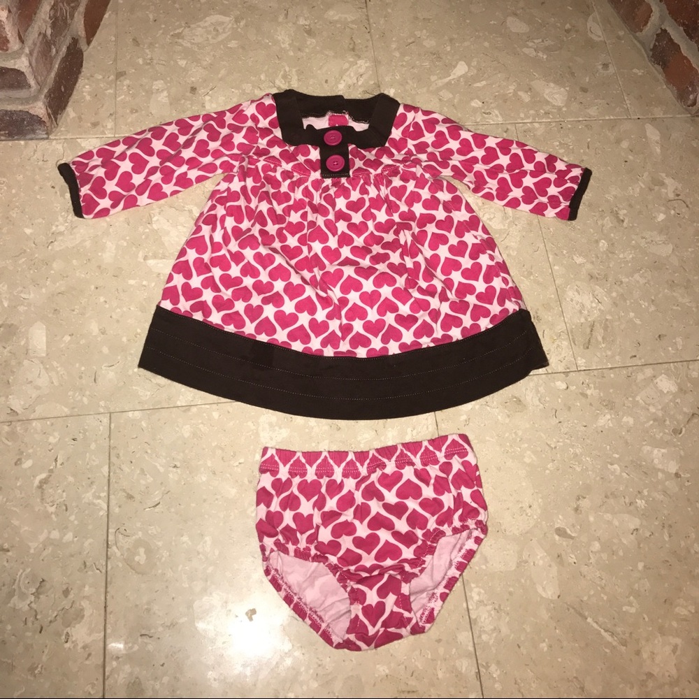 Carter's 9 months baby heart valentines dress